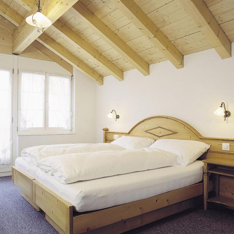 Chemihuttli Hotell Axalp Rum bild